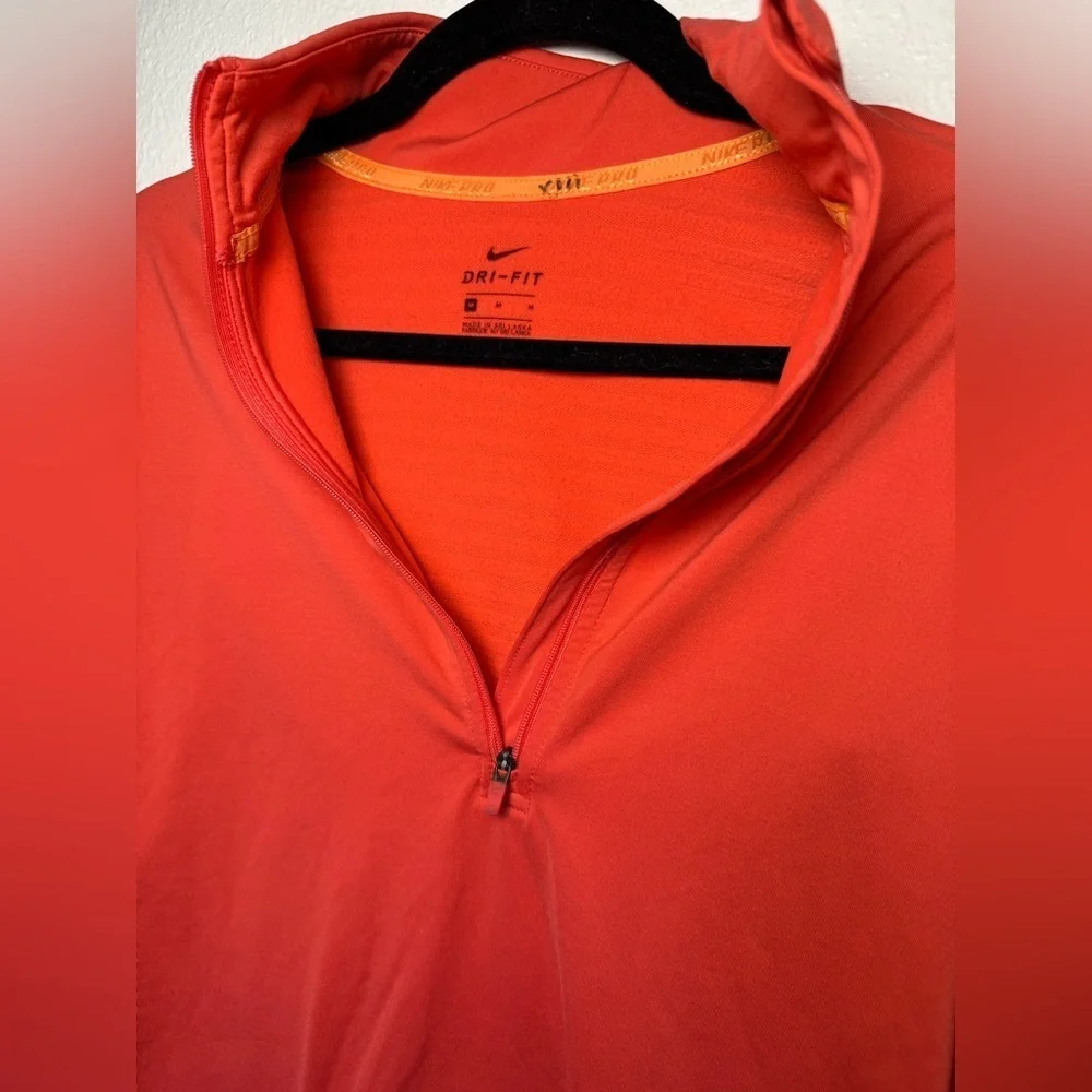 Nike Pro | Dry-fit orange 1/2 zip pullover M